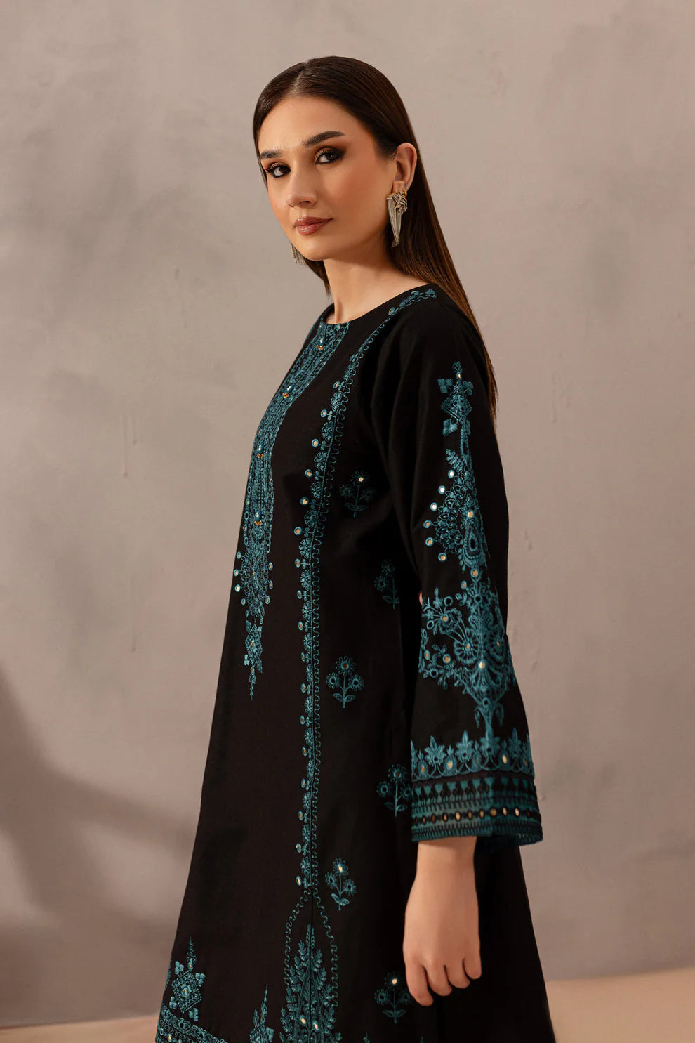 BATIK-2PC SEQUIN LAWN EMBROIDERED SHIRT WITH SEQUIN LAWN EMBROIDERED TROUSER-BIC-3462