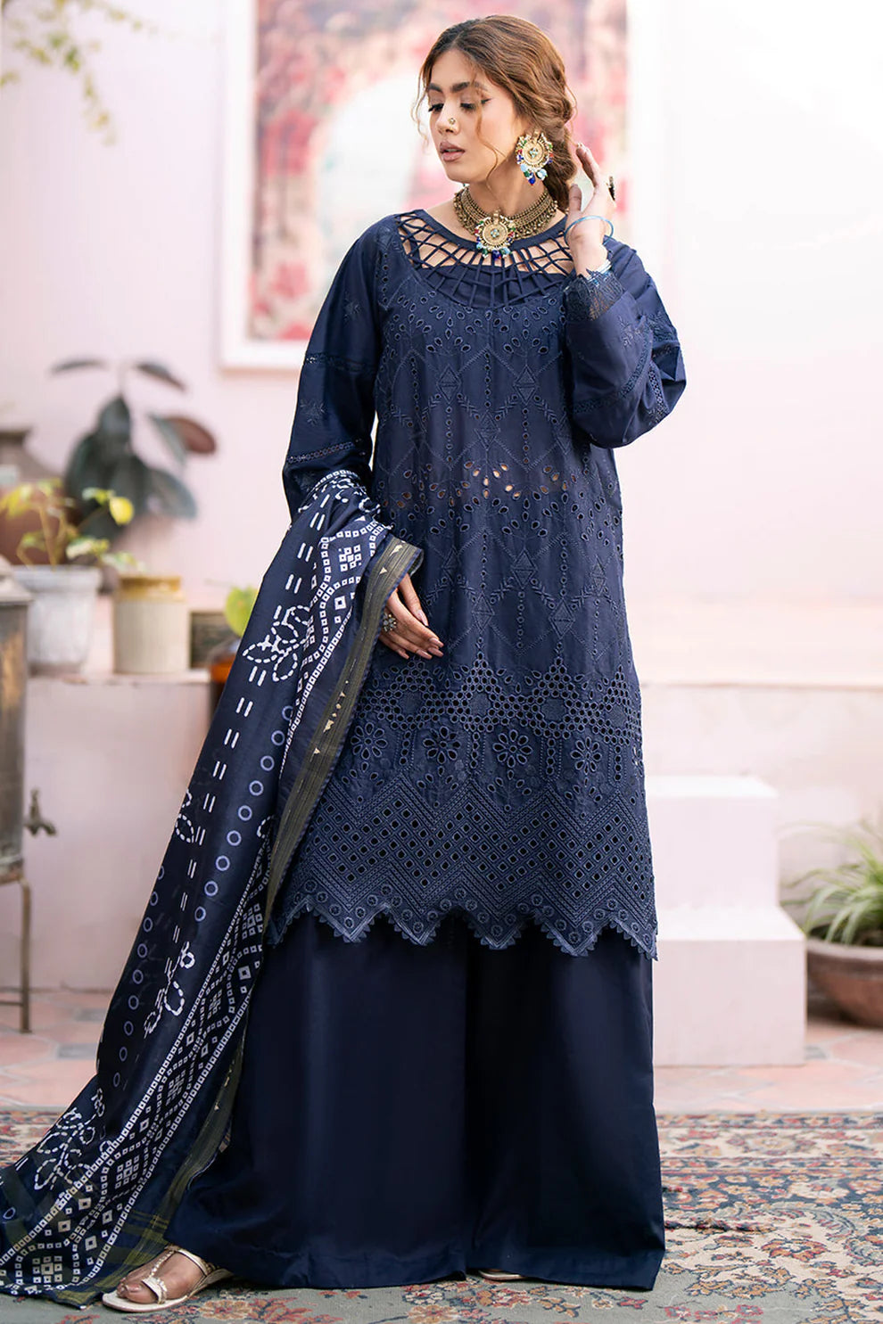 MAHNUR-3PC CHIKENKARI LAWN EMBROIDERED WITH DAIMOND PRINT DUPATTA- BIC-4026